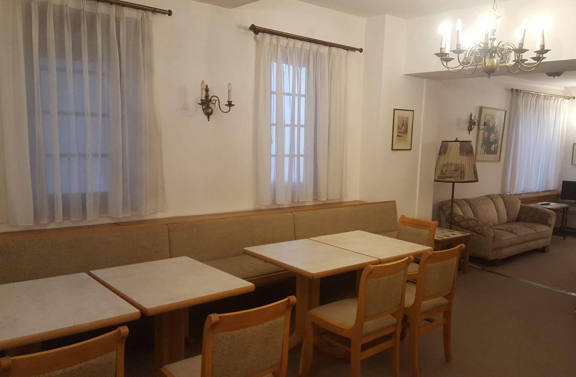 Hotel Alt Steinbach Steinbach im Taunus Luaran gambar
